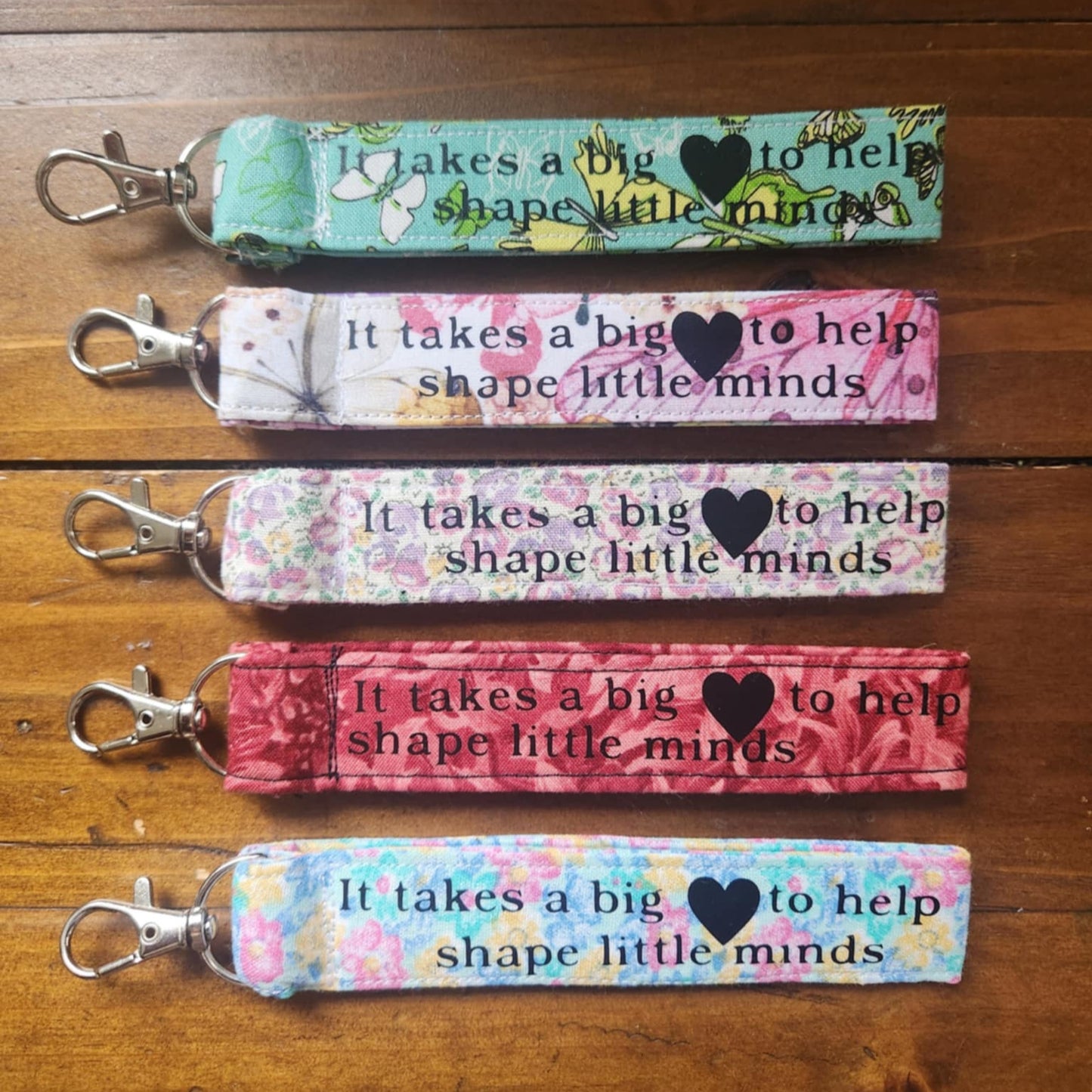 Key Chains\Wristlets
