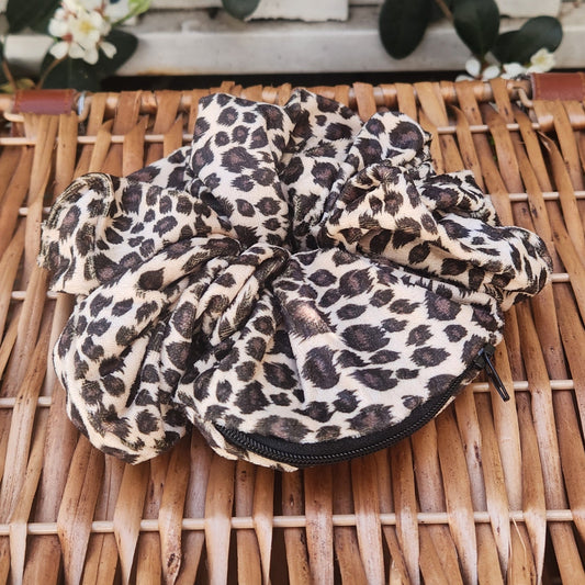 Leopard- Jumbo, Zip & Stash Scrunchie