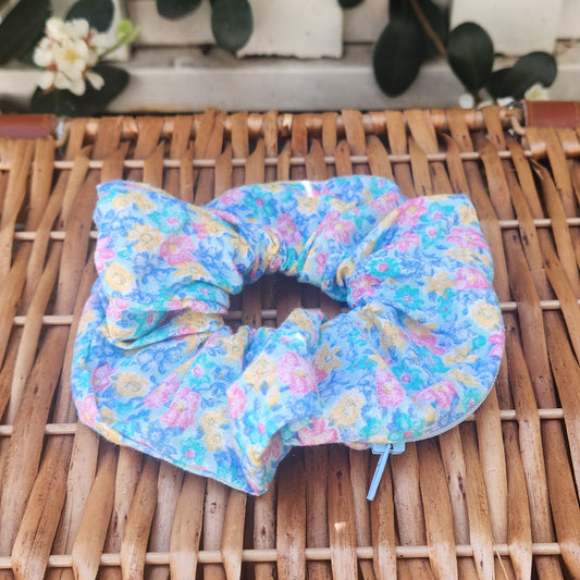 Floral Spring - Zip & Stash Scrunchie